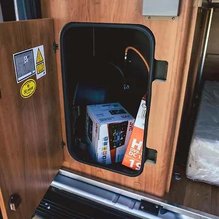 Camping Autocaravana 2 Pessoas *