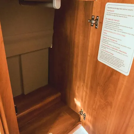 Camping Autocaravana 2 Pessoas *
