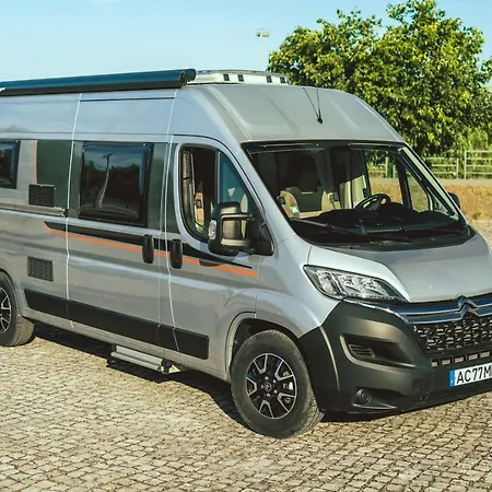 Autocaravana 2 Pessoas Carregado